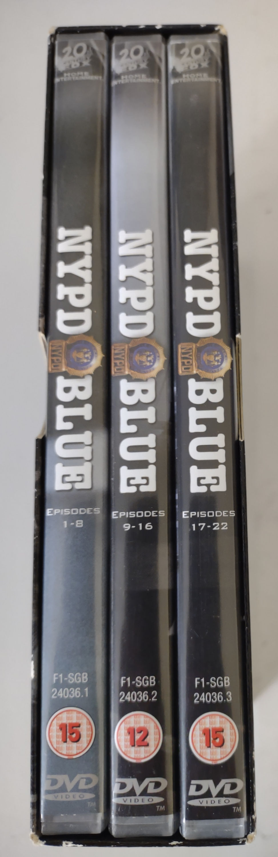 Thumbnail: NYPD Blue Season 1