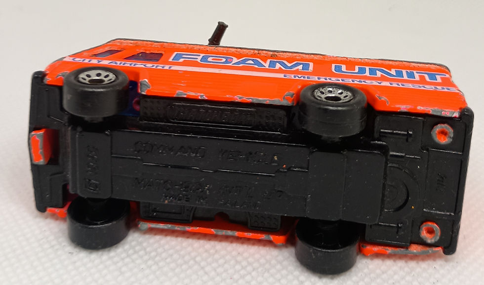 Thumbnail: 1992 Matchbox 1-75 series No 54 Command Vehicle