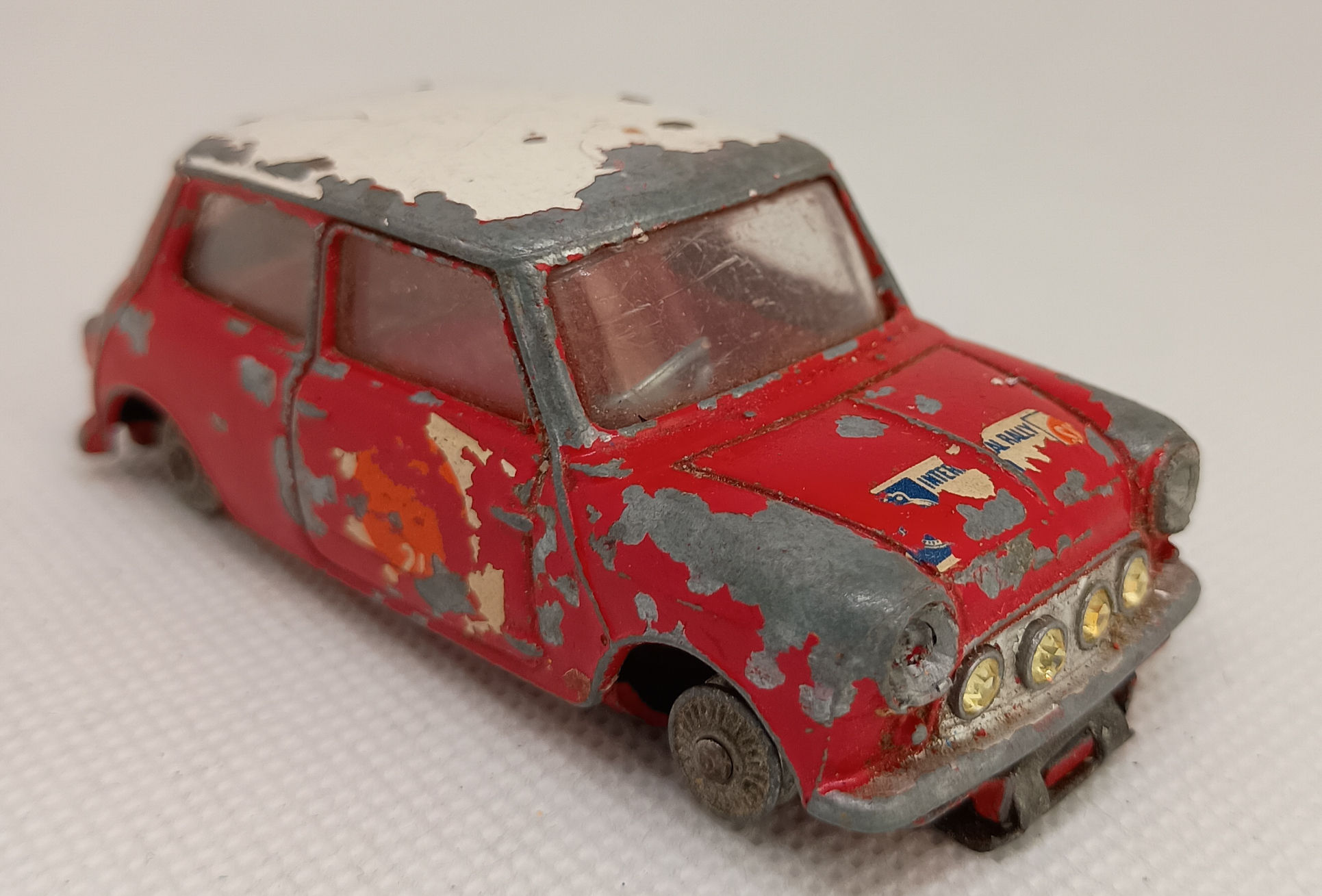 1966 Corgi 333 - RAC International Rally B.M.C. Mini Cooper 'S' - Barn Find