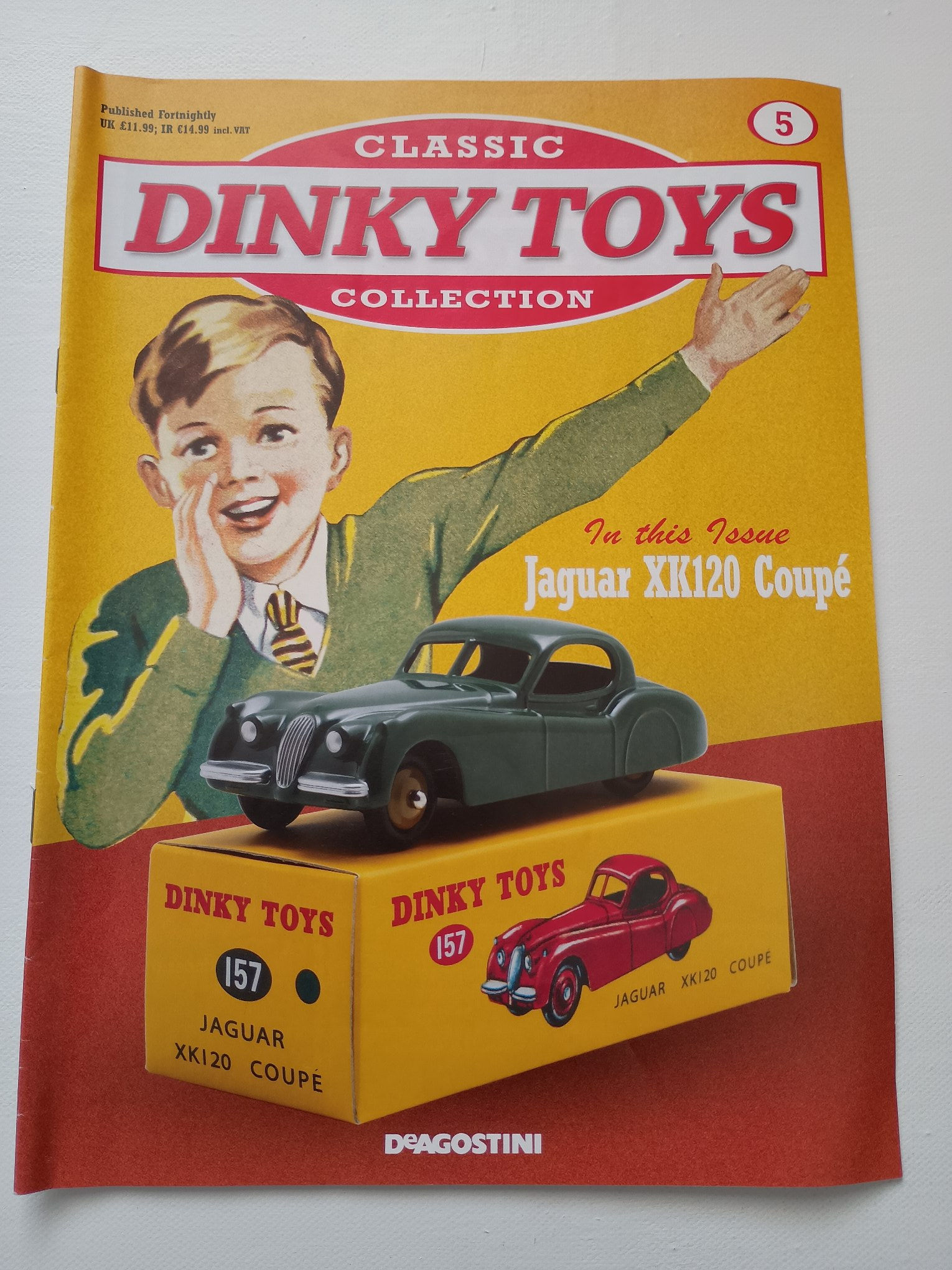 2018 Classic Dinky Toys Collection Issue 5 Jaguar XK120 Coupe