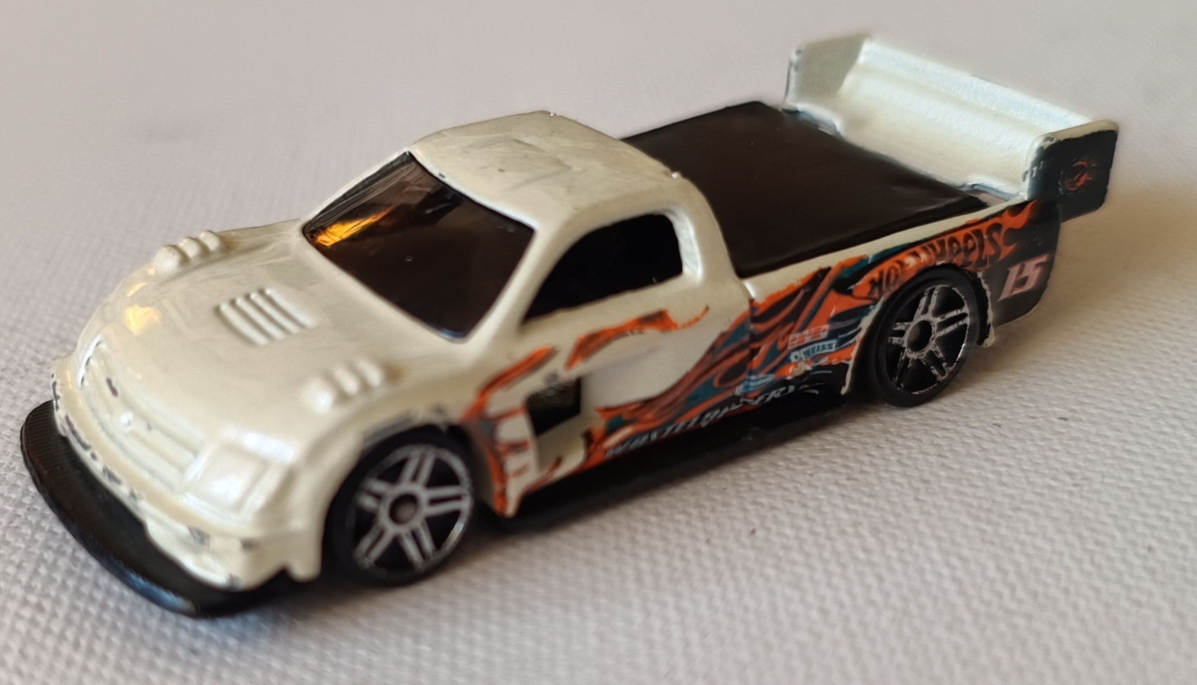 2005 Hot Wheels Mainline Pikes Peak Tacoma