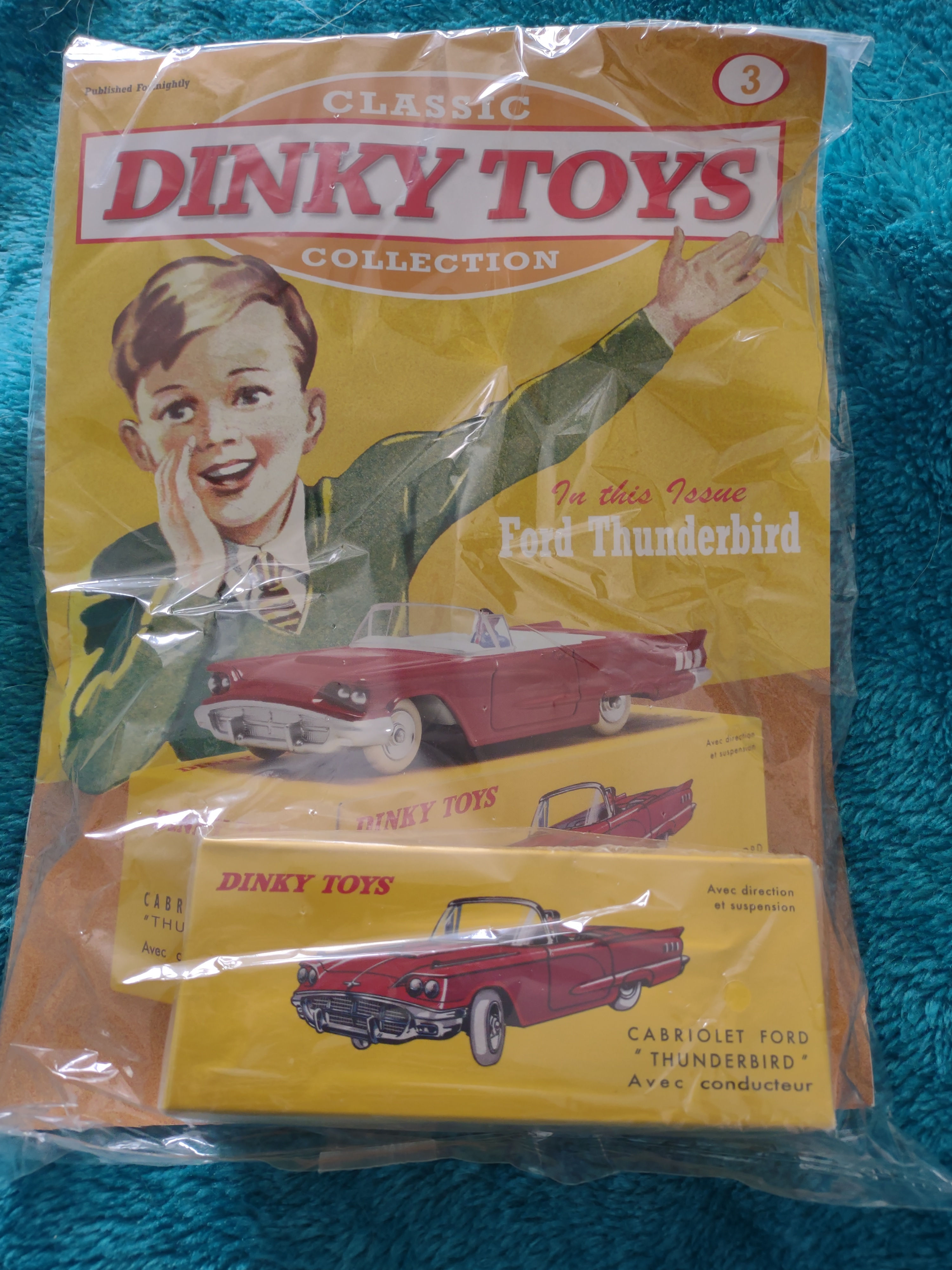 Dinky Toys Collection - Issue 3 - Ford Thunderbird