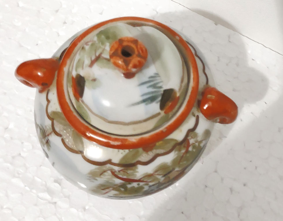 Thumbnail: Vintage Japanese Porcelain Lidded Sugar Bowl