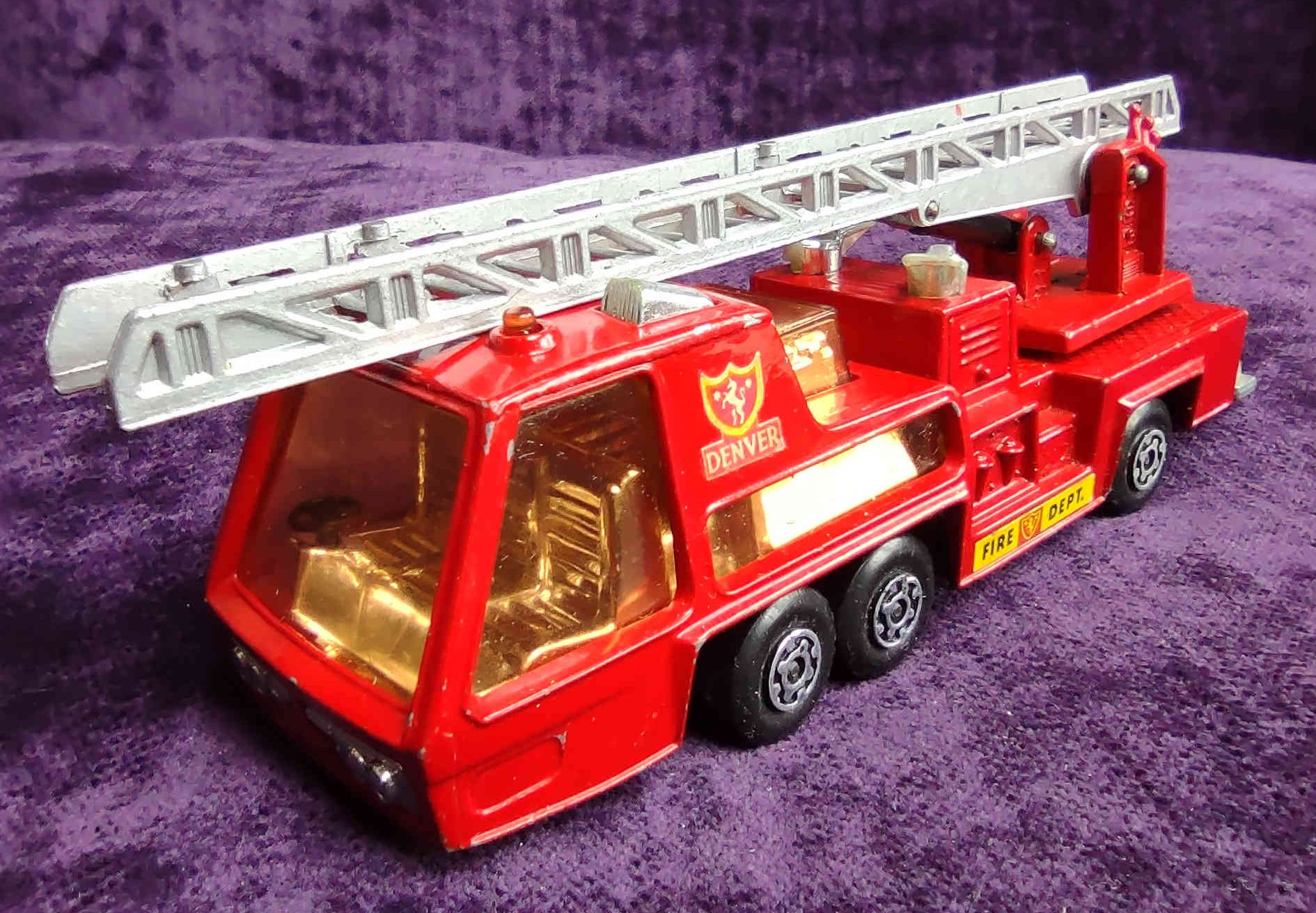 1972 Matchbox Superkings No: K 9 FIRE TENDER Truck