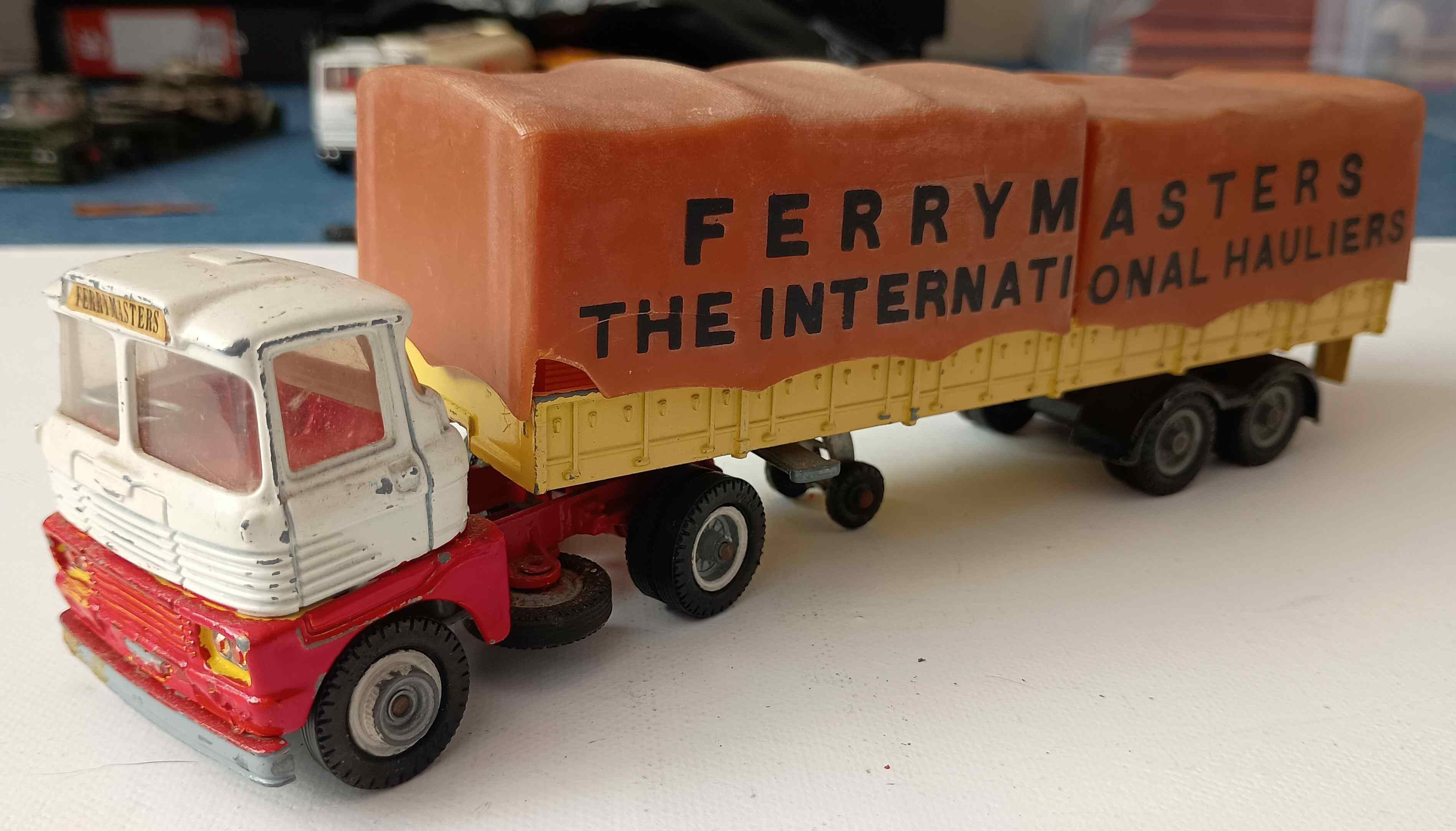 1972 Corgi Major 1147 Scammell Ferrymasters Truck