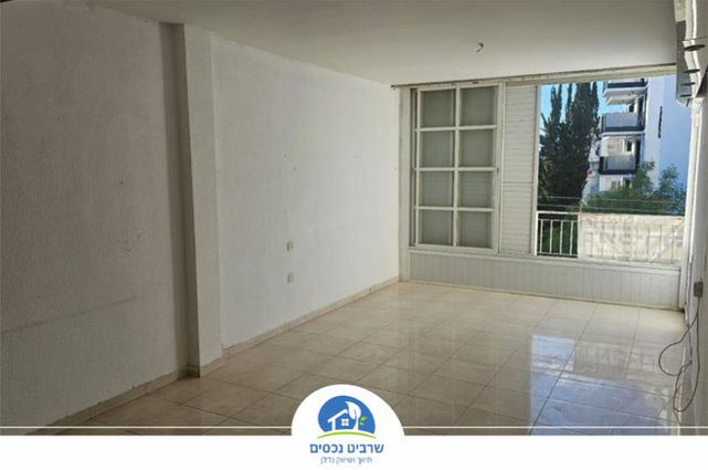 למכירה בתל אביב דירת גג במיקום מושלם