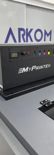 Sistema bulk de tinta 1,5L da plotter MyPrinter Z4 1801 com termo-higrômetro, controle de circulação e sensores de nível de tinta