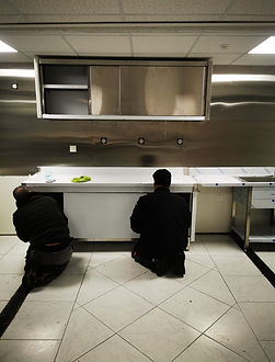 pose équipements cuisine professionnelle inox