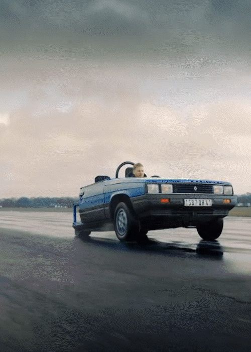 grandtour gif.gif