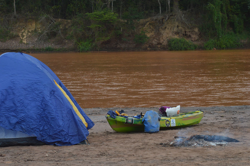 Acampamento da expedição Remalama