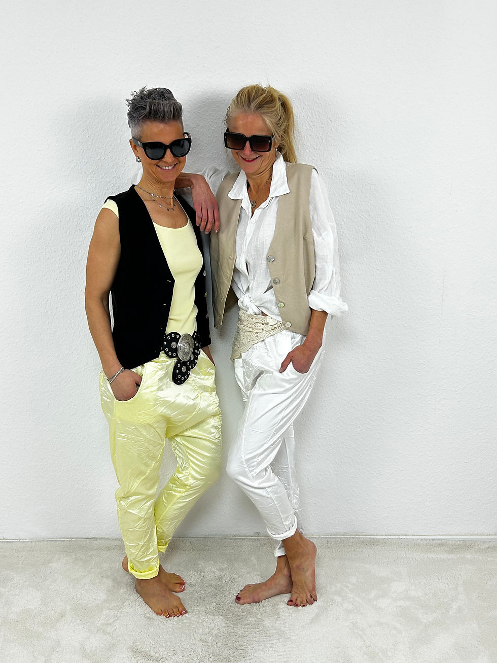 Miniaturbild: Baggy Hose „Carmen" weiss