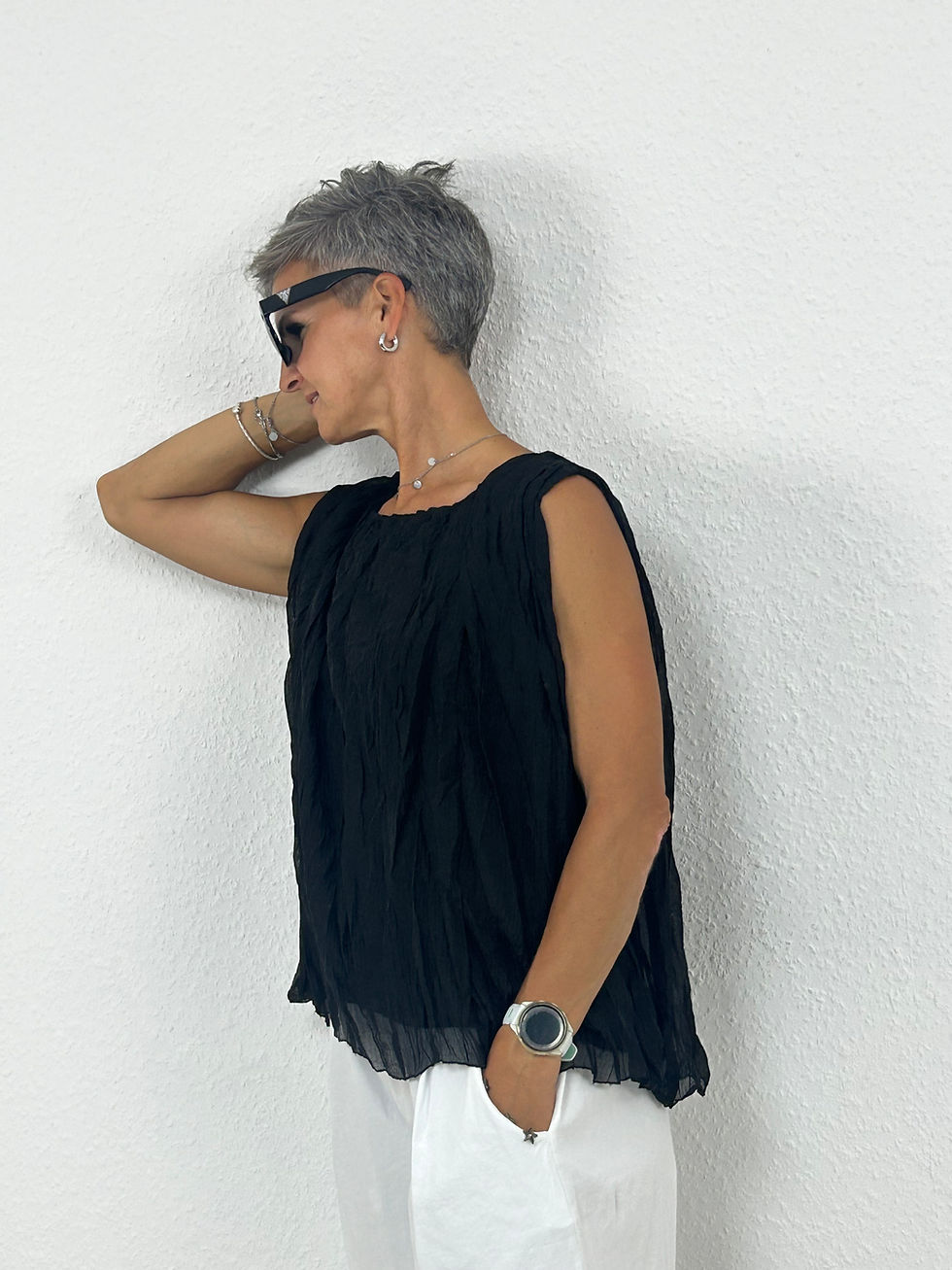 Miniaturbild: Elegantes Top „Aila" schwarz