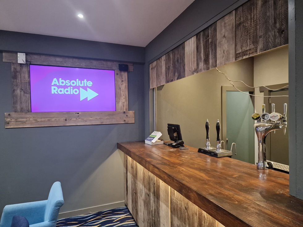 Burley Golf Club Bar 002