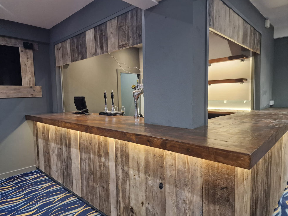 Burley Golf Club Bar 005