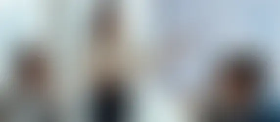 GEMBA students discussing if INSEAD GEMBA helps entrepreneurs or business owners