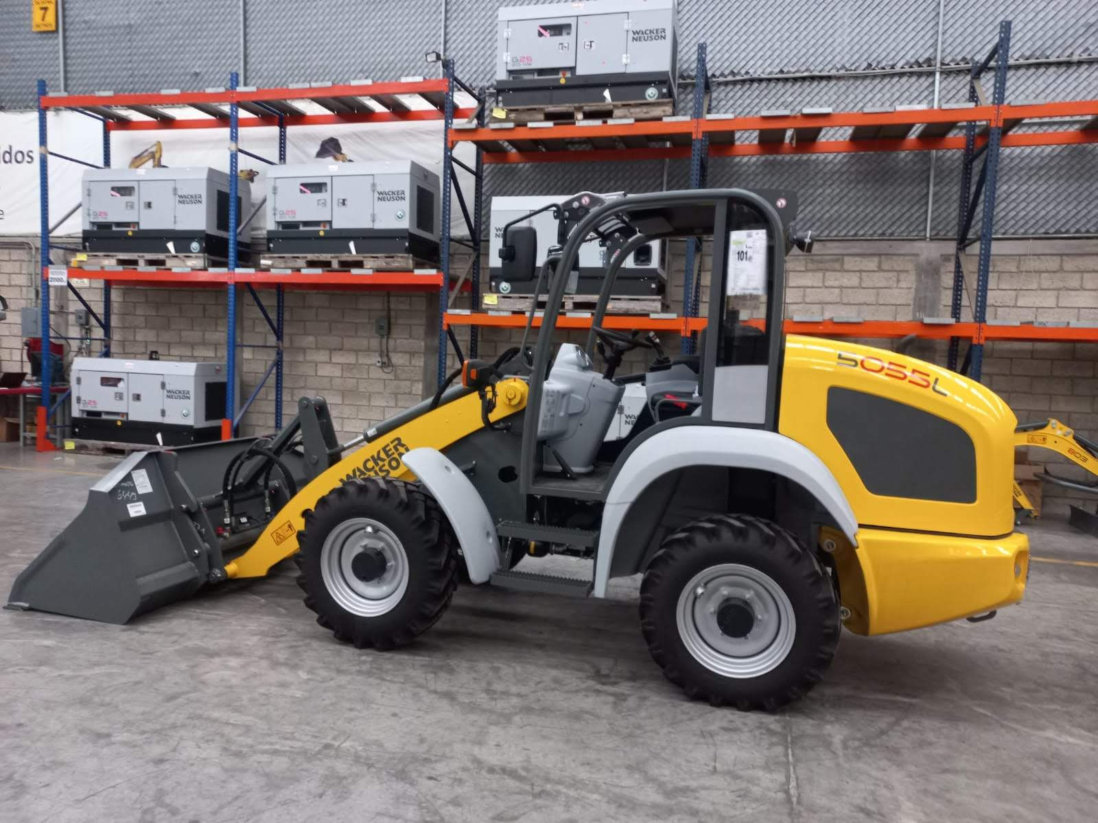 CARGADORES SOBRE RUEDAS