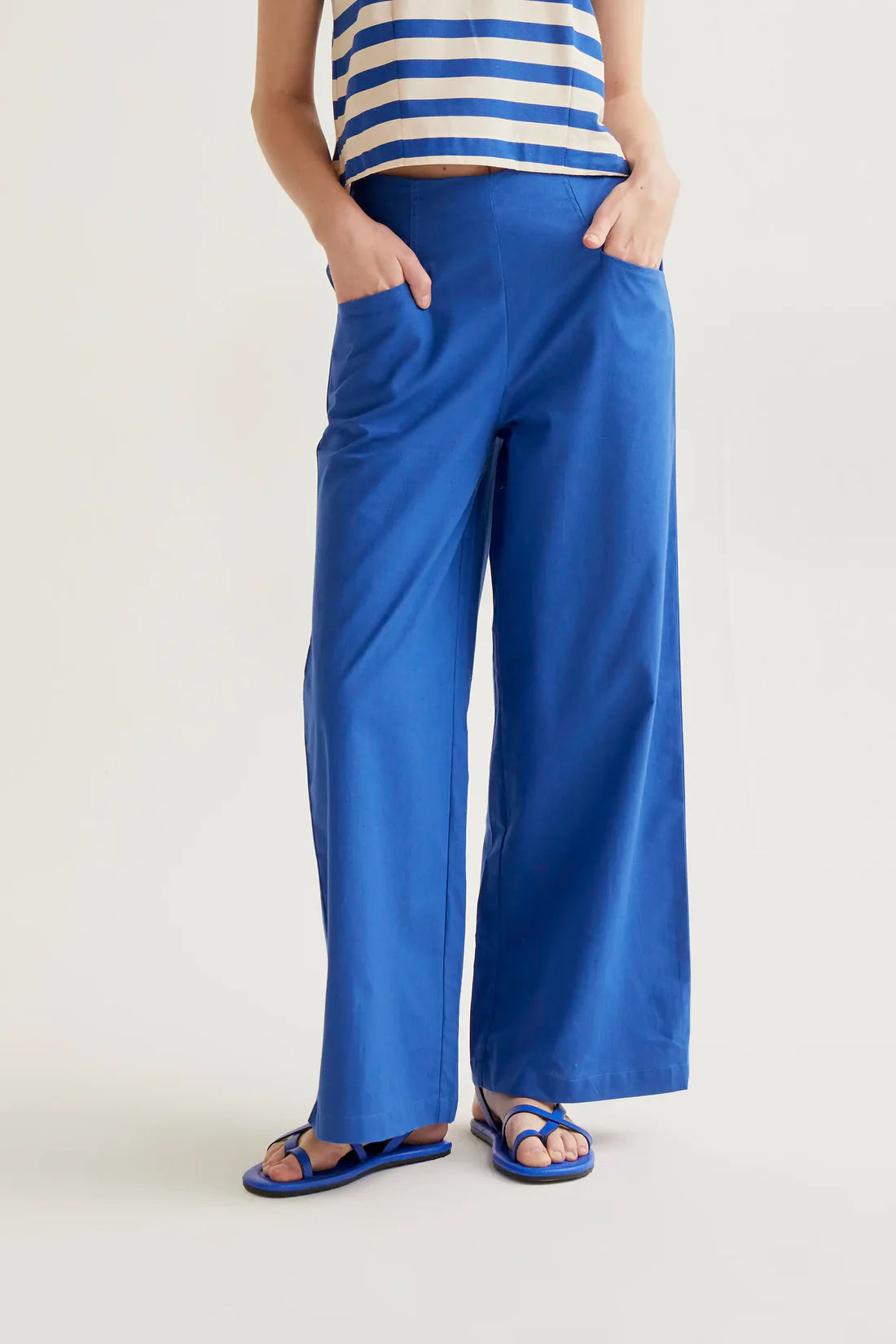 Pantaloni blu 100% cotone