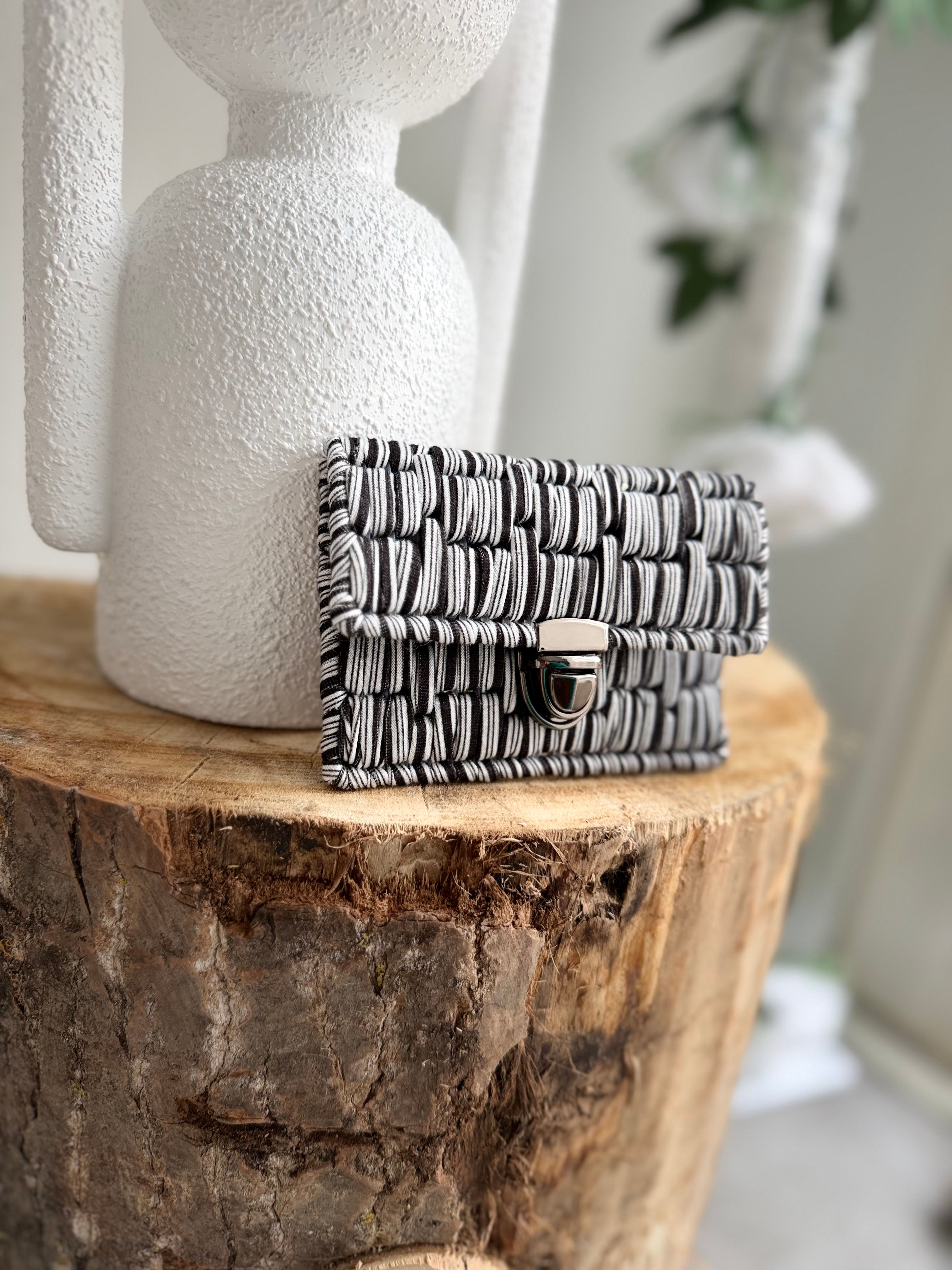 Porte-cartes tressé – Intemporel & unisexe