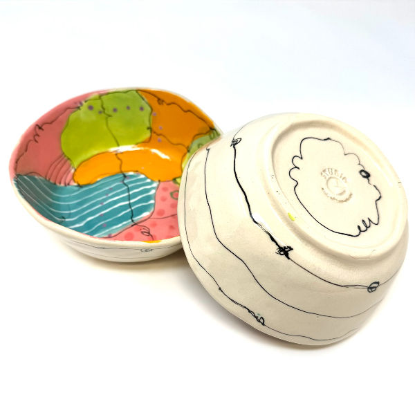 Party in a bowl outside