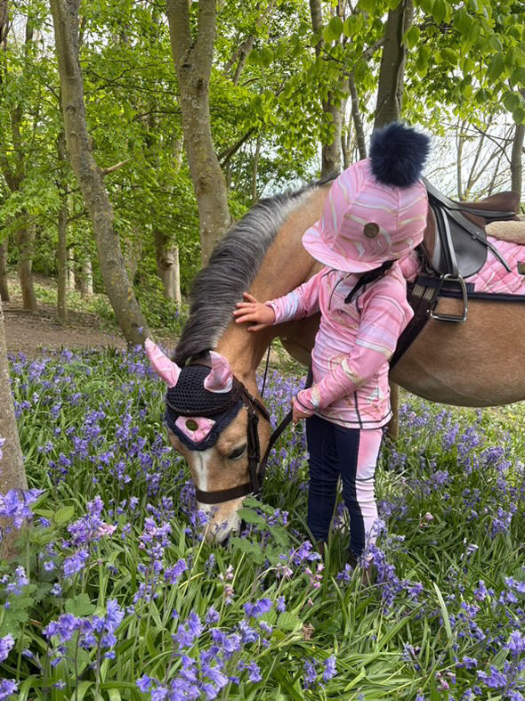 Thumbnail: Rose Gold Marbel Effect Saddle Pad Sets