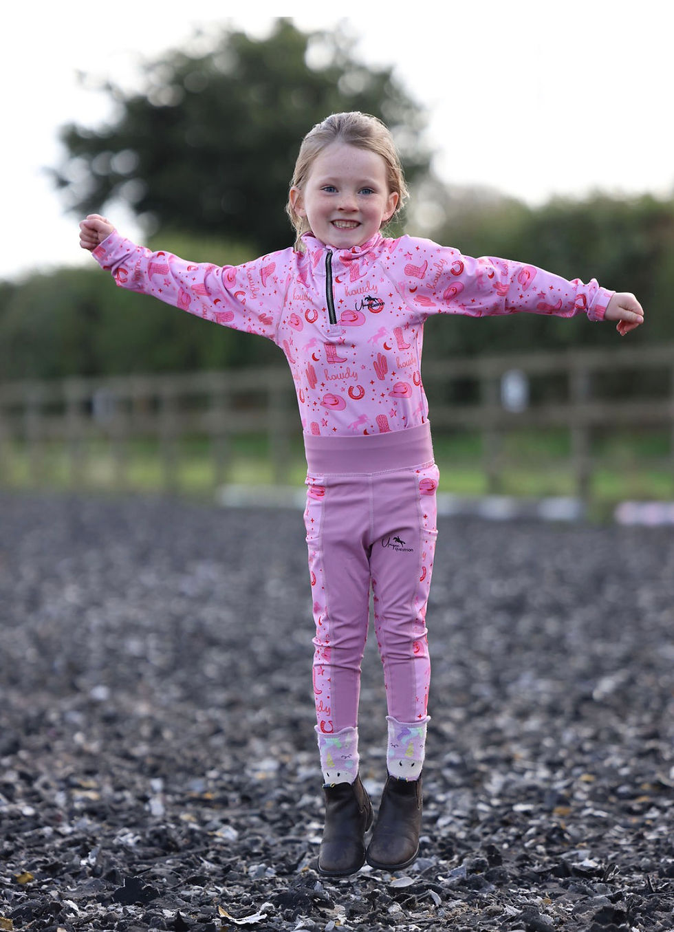 Thumbnail: Dusty Pink Howdy Print Set - Option2