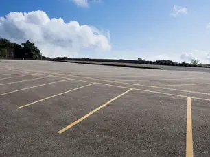 Why Businesses Should Invest in Professional Parking Lot Paving
