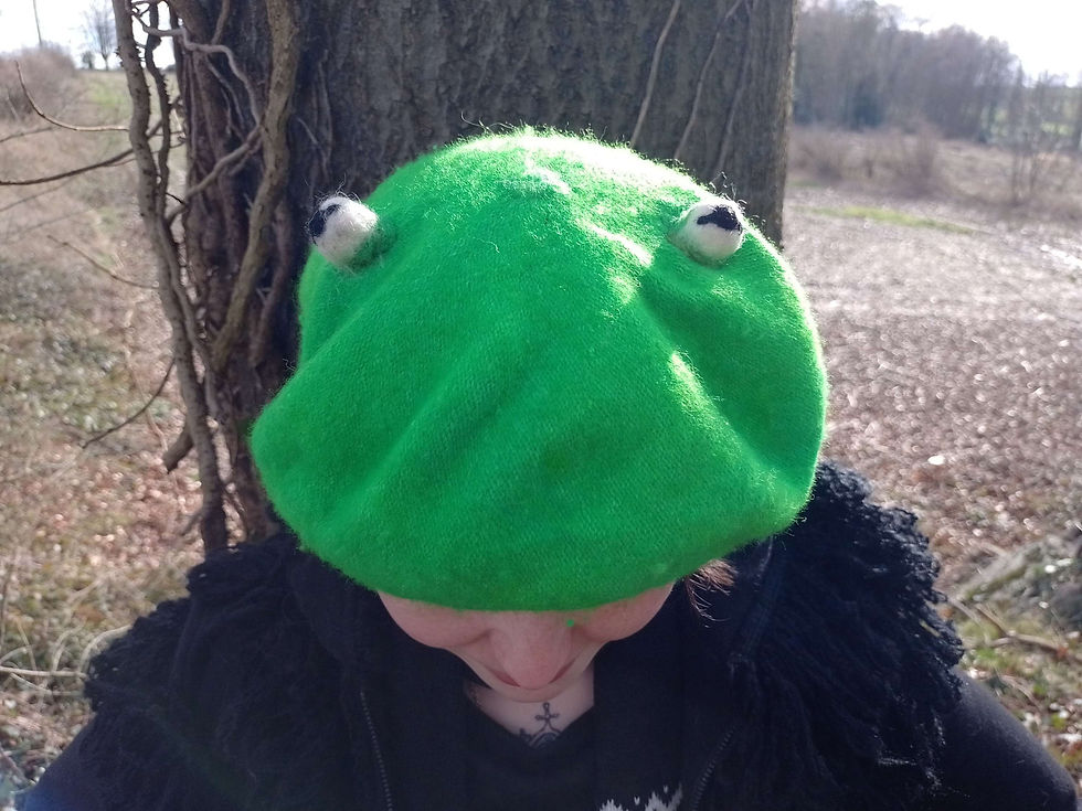 Miniature : Béret grenouille Kermit 