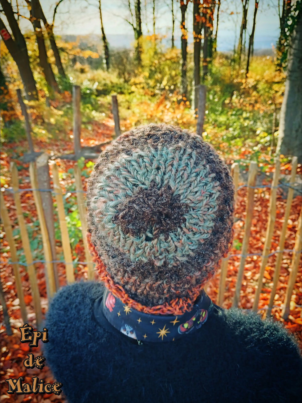 Thumbnail: Bonnet - Feuillage roux - Laine filée 