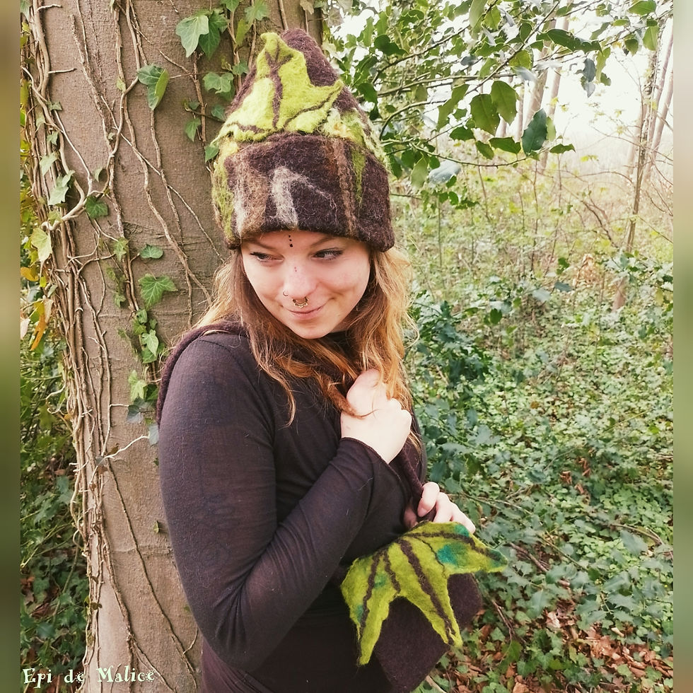 Thumbnail: Leafy hat