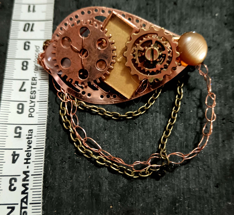 Miniature : Broche Steampunk - Verre et cuivre 