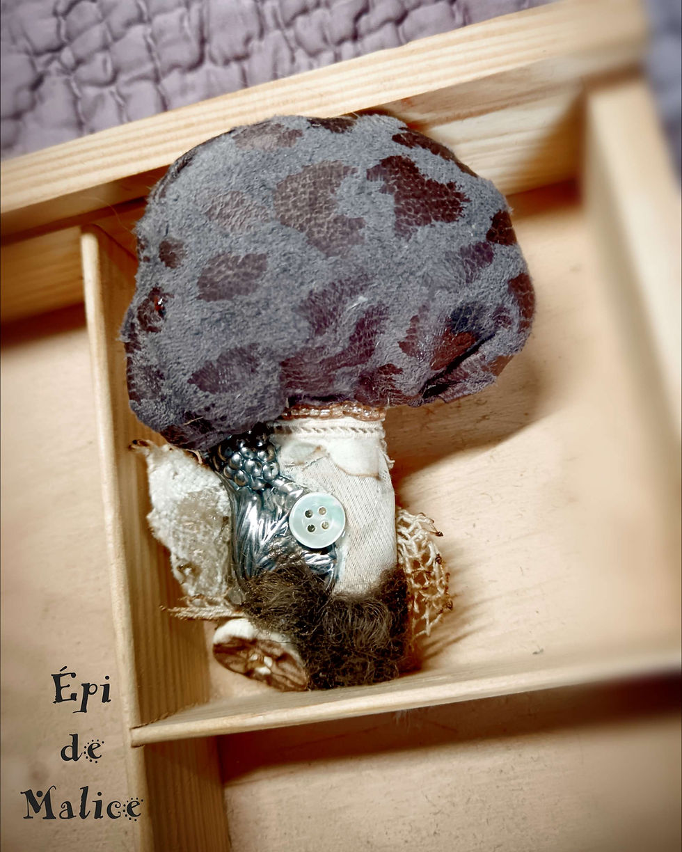 Miniature : Broche Bollet 