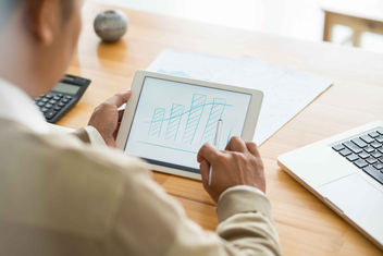 7 Effective Ways to Improve Your Marketing Funnel Conversions