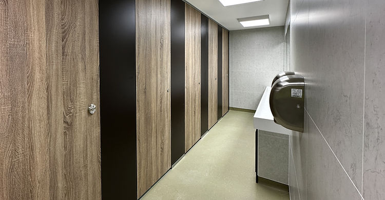 Hutchison_Grammar_Toilet_Block_25.jpg