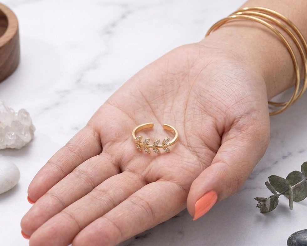 Thumbnail: Diamond Leaf Ring