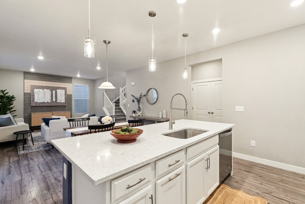 Hummingbird home Staging and Design_Vacant Home Staging
