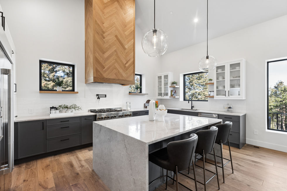 Hummingbird Home Staging and Design_Occupied Home Staging