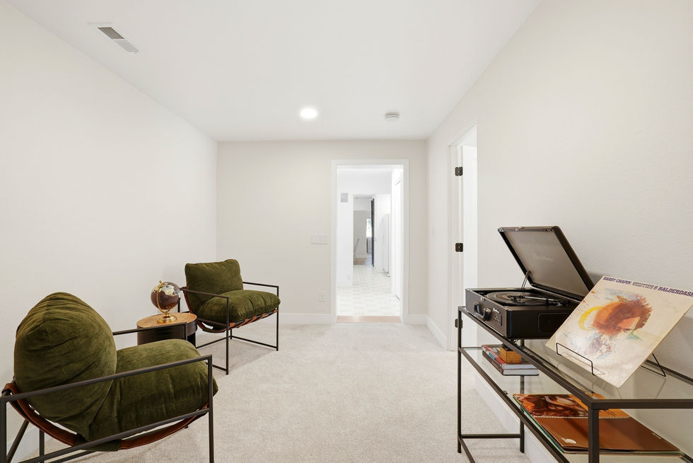 Hummingbird Home Staging and Design_Vacant Home Services