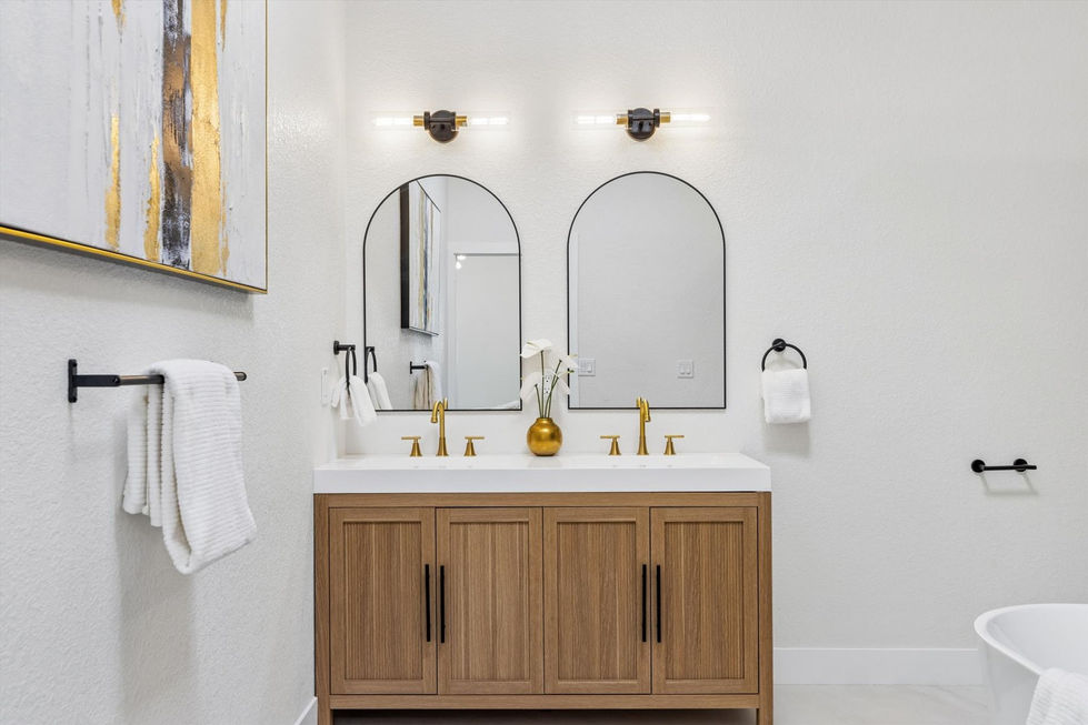 Hummingbird Home Staging and Design_Occupied Home Staging