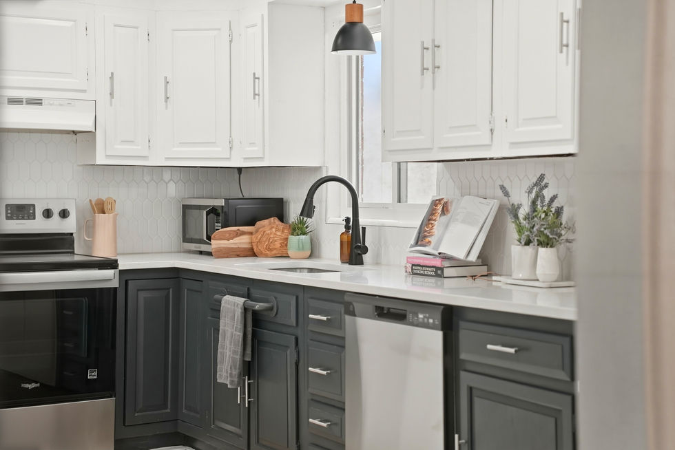 Hummingbird Home Staging and Design_Vacant Home Services