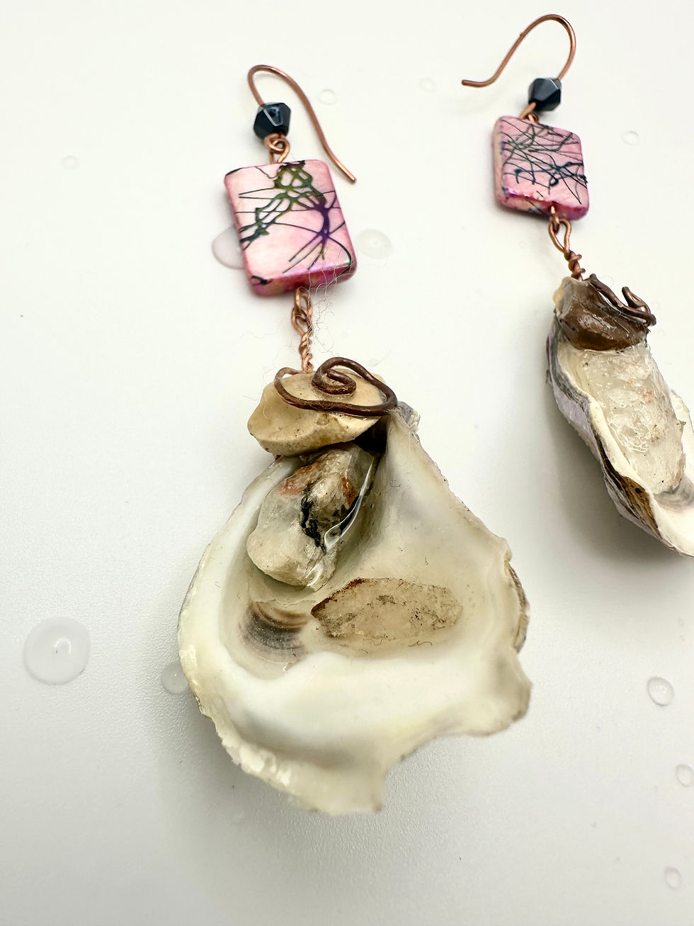 Miniatyrbild: Pluto is a Planet Earrings