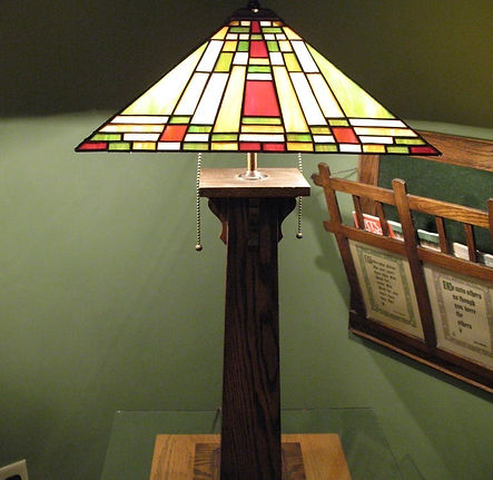 glyschrandy-tablelamp1.jpg