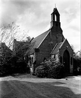 Trinity_Church_Original_Building_at_74_Main_Street_2.jpg
