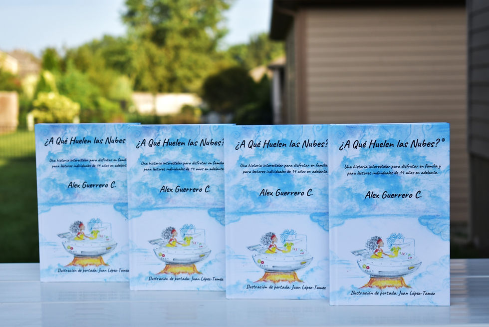 Una foto de la portada del libro ¿A Qué Huelen las Nubes? de Alex Guerrero C. Disponible en Amazon.com.