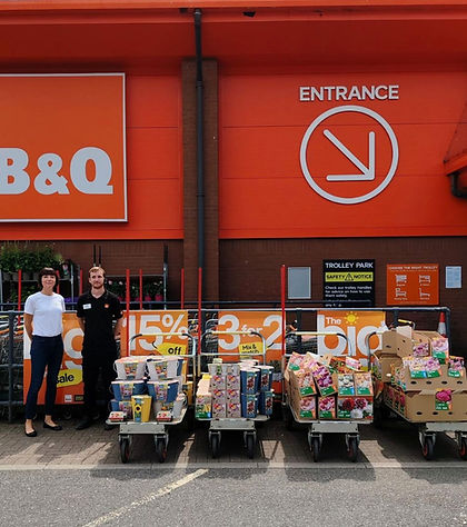 B&Q Chard donation to Little Green Change