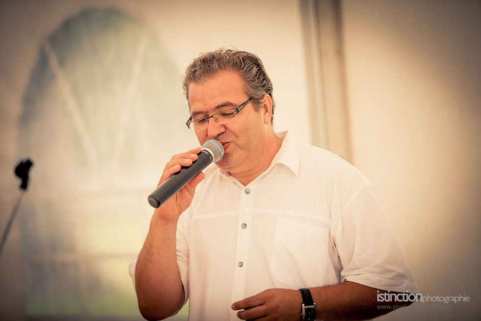 Chanteur AM Sectacles