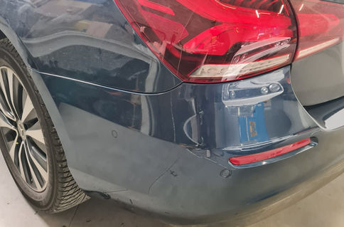 Rénovation optique et carrosserie Mercedes A250 - Lodydipping à Thonon-les-bains, en Haute-Savoie