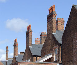 Chimneys_in_London_Place,_Wolverhampton_-_geograph.org.uk_-_1453250