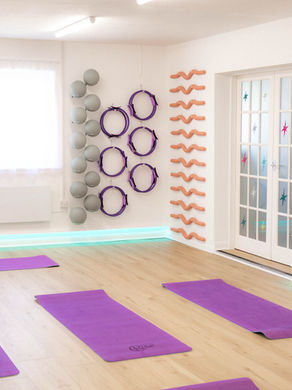 Mat Pilates class at Rise Pilates studio Keyworth Nottinghamshire