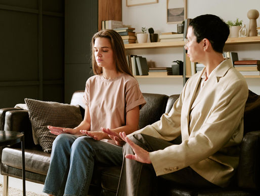 What is a taster session in holistic therapy, and who is it for?