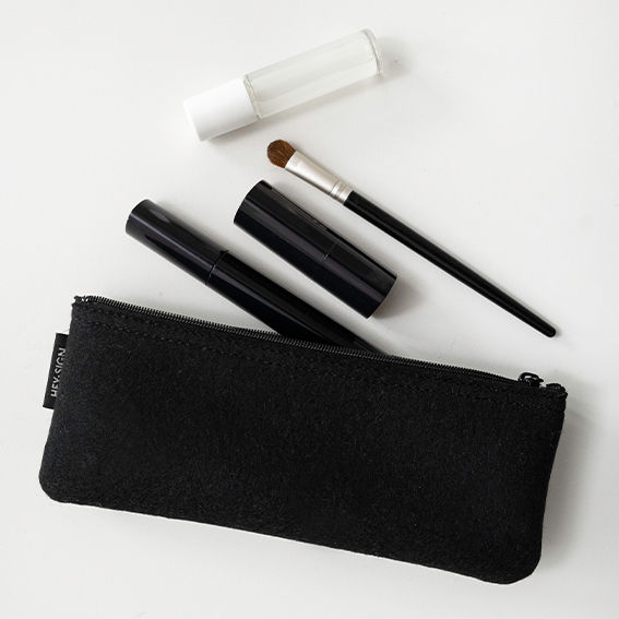 Miniaturbild: Etui "ERNA" aus Wollfilz von HEY-SIGN (klein)